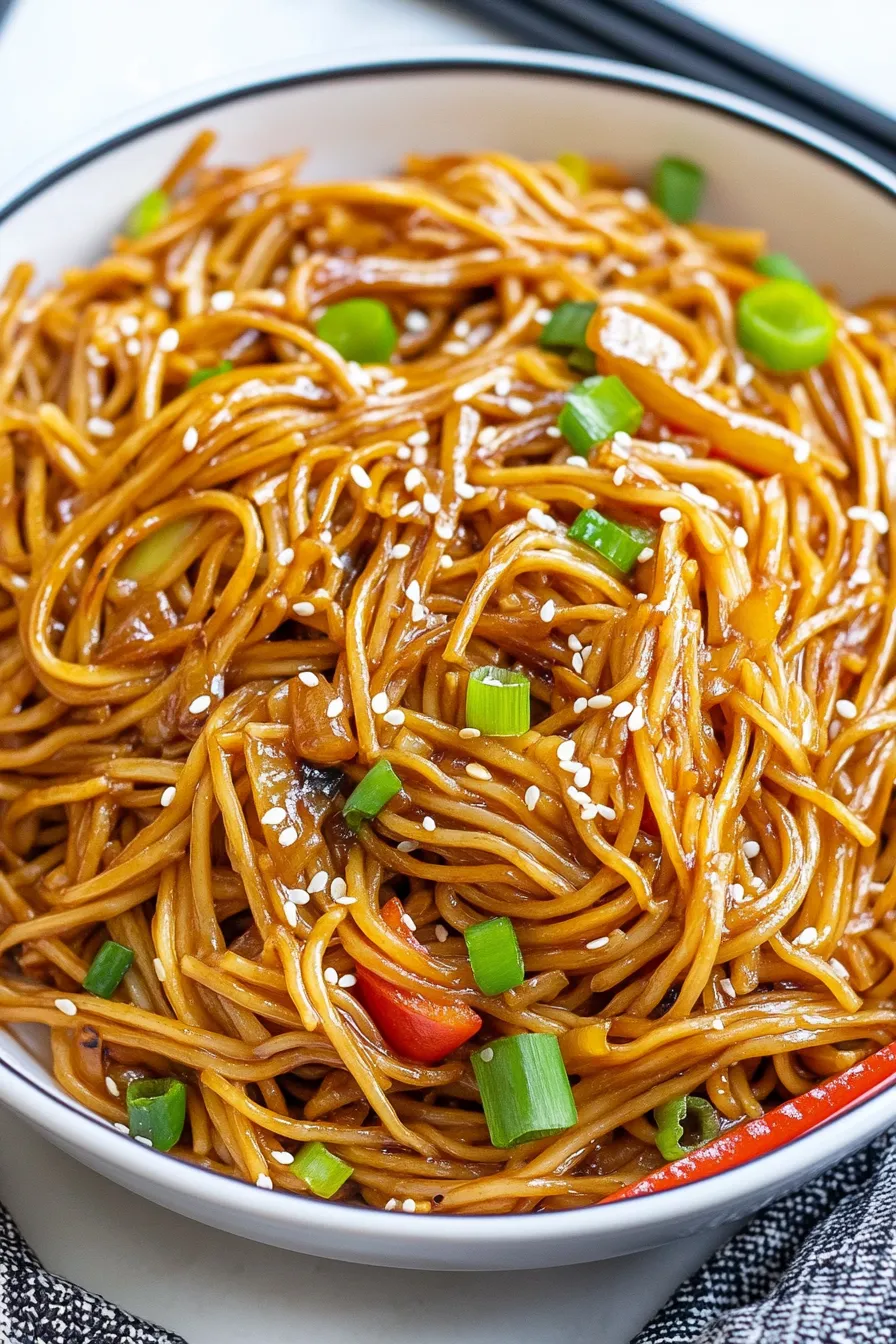 Schnelle Teriyaki-Nudeln: Asiatisches Pasta Rezept für ein leckeres Abendessen