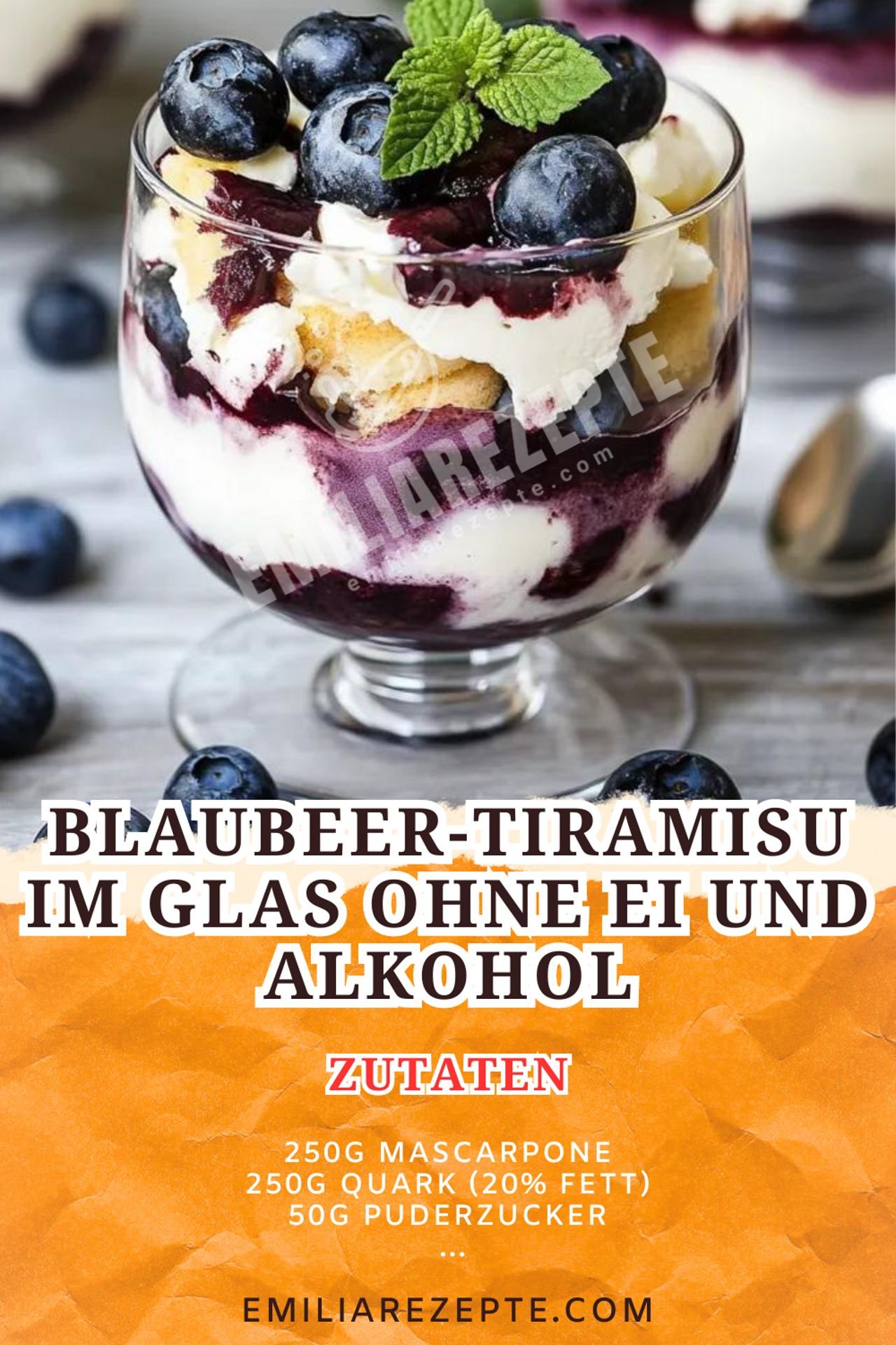 Leckeres Kuchen Rezept: Blaubeer-Tiramisu im Glas ohne Ei und Alkohol