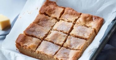 Saftige Zimt-Blondies: Einfaches Kuchen-Rezept für himmlischen Genuss