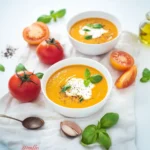 Tomaten Rezepte: Cremige Pfirsich-Tomaten-Suppe mit Mozzarella